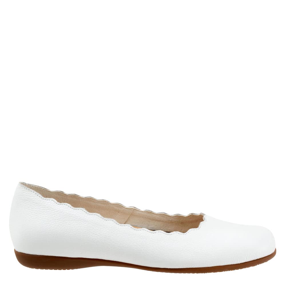 Trotters Sabine Womens Slip On 7 BM US White