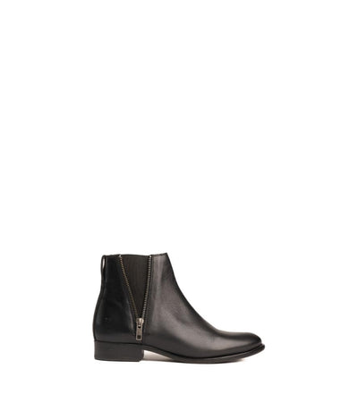 Frye Carly Zip Chelsea Women's Boot - Premium Leather Ankle Boots with Side Zipper, Comfortable & Stylish Everyday Footwear, Black - Surfer - 9M