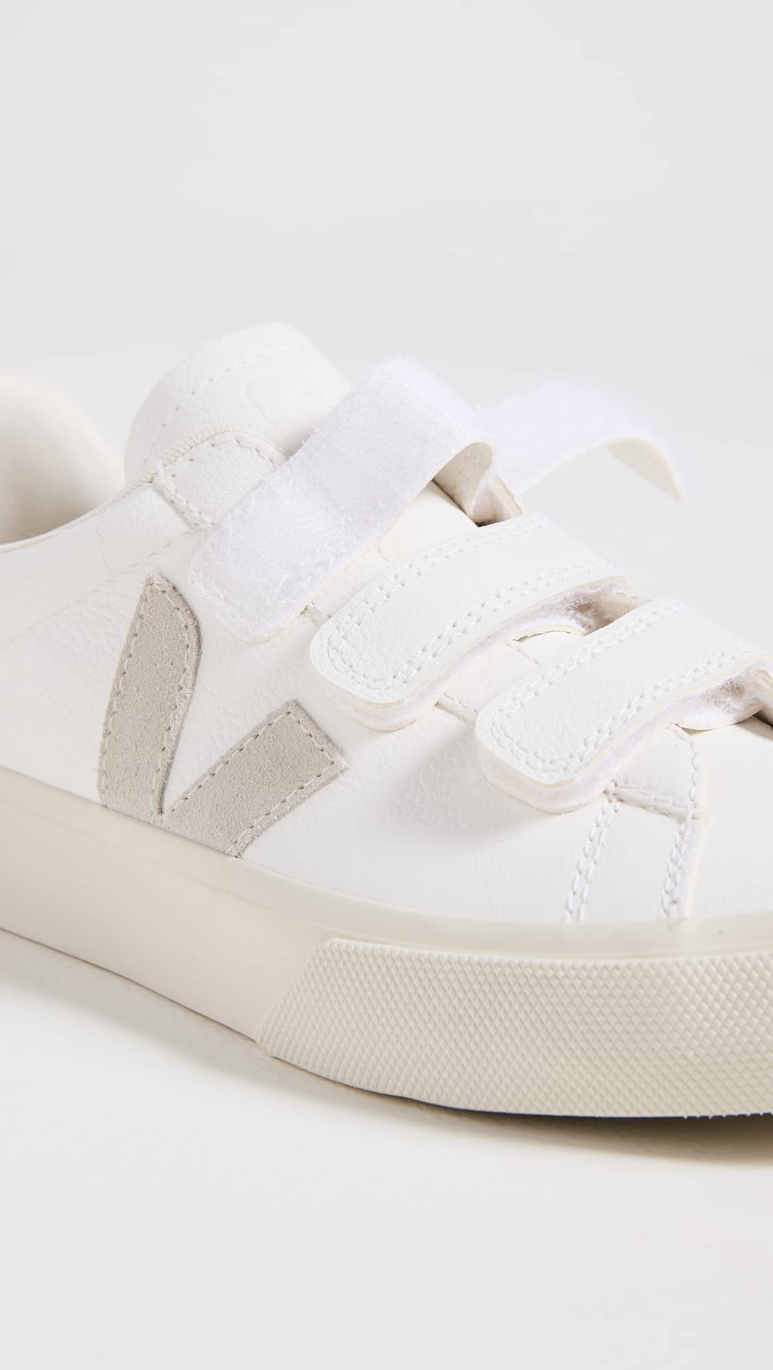 Veja Women's Recife Logo Sneakers, Extra White Natural, 4 Medium US