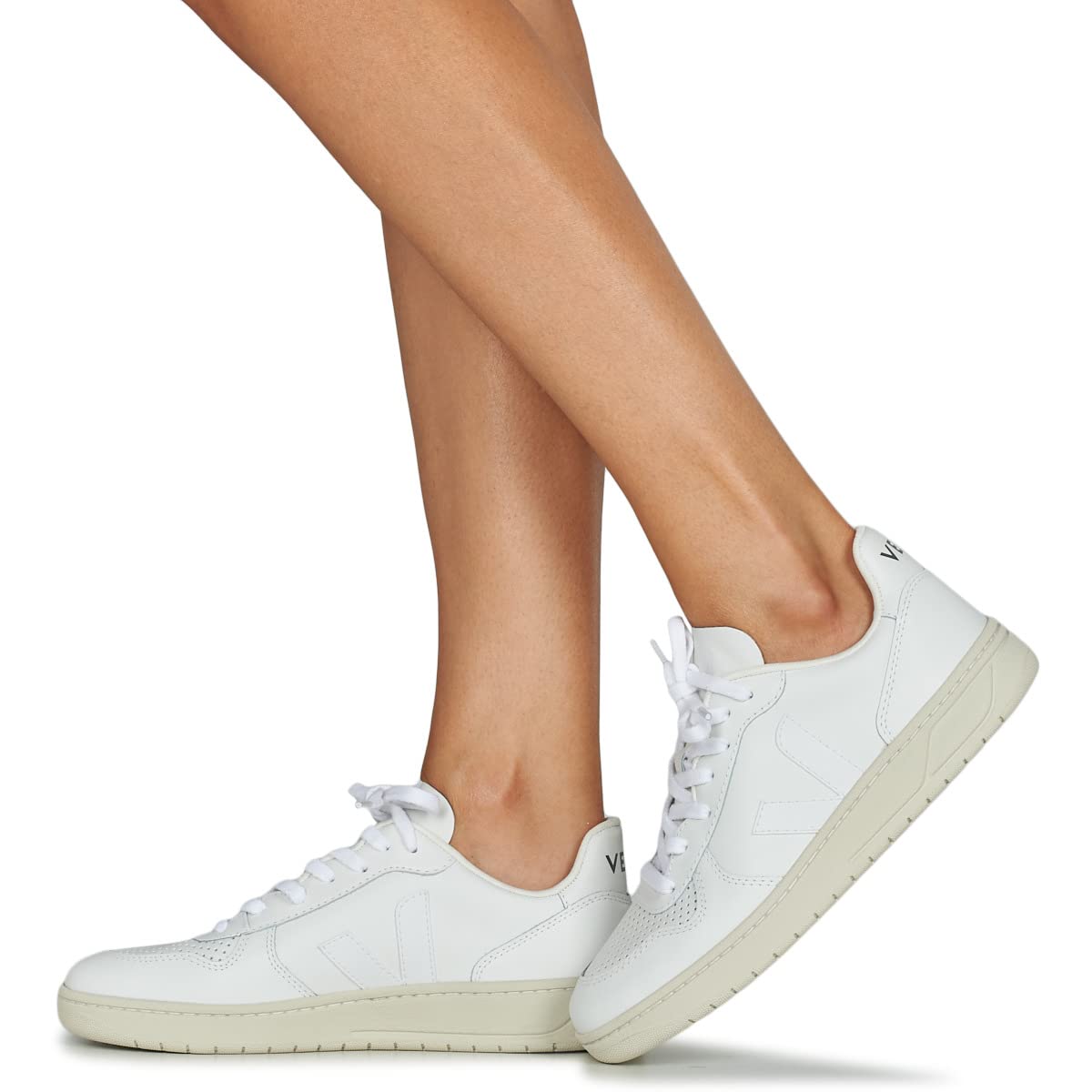 Veja Women V-10 Sneakers Extra White 8 US