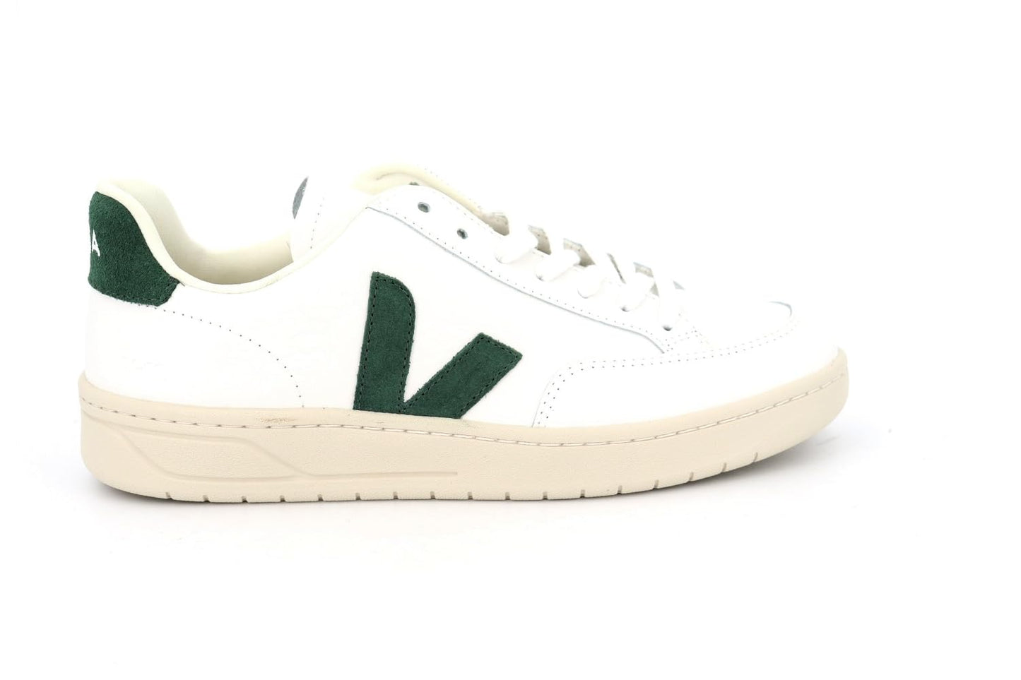 Veja Men V-12 Sneakers Extra White - Cyprus 11.5 US