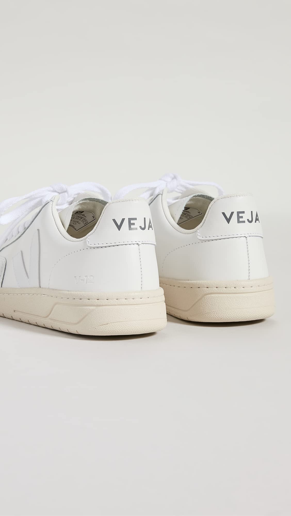 VEJA Women V-12 Leather Extra White EU 42 (US Women's 11) Medium