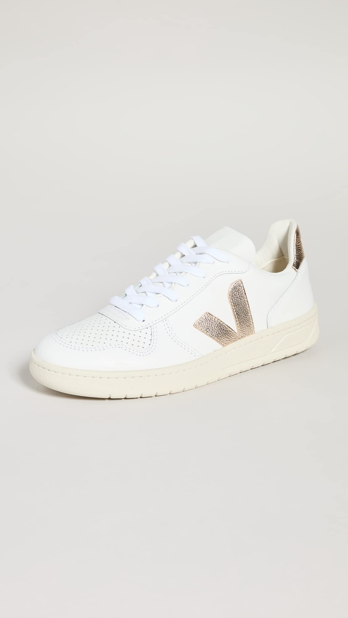 Veja Men's V-10 Sneakers, Extra White/Platine, 10 Medium US