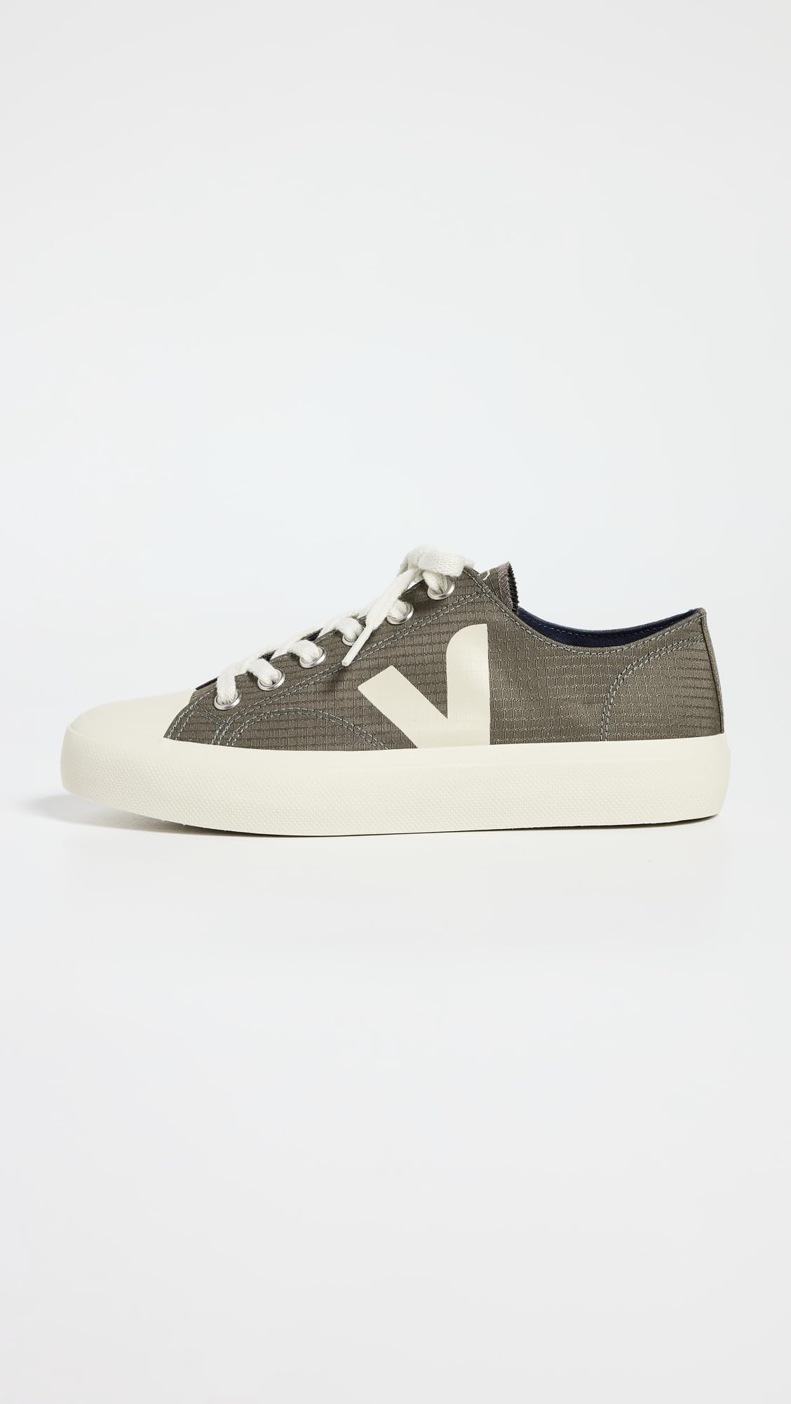 Veja Women's Wata II Low Sneakers, Khaki Pierre, Green, 7 Medium US