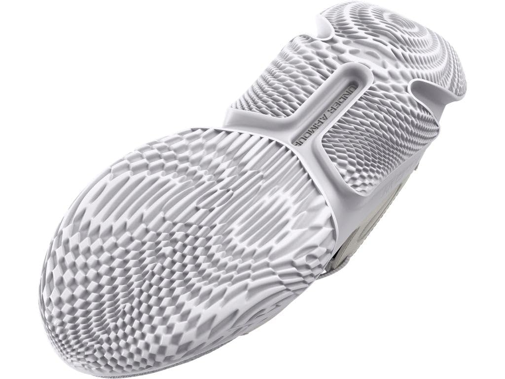 Under Armour Women's UA Flow Breakthru 4 Basketball Shoes (White/Halo Gray/Metallic Silver - 101, US Footwear Size System, Adult, Women, Numeric, Medium, 8)