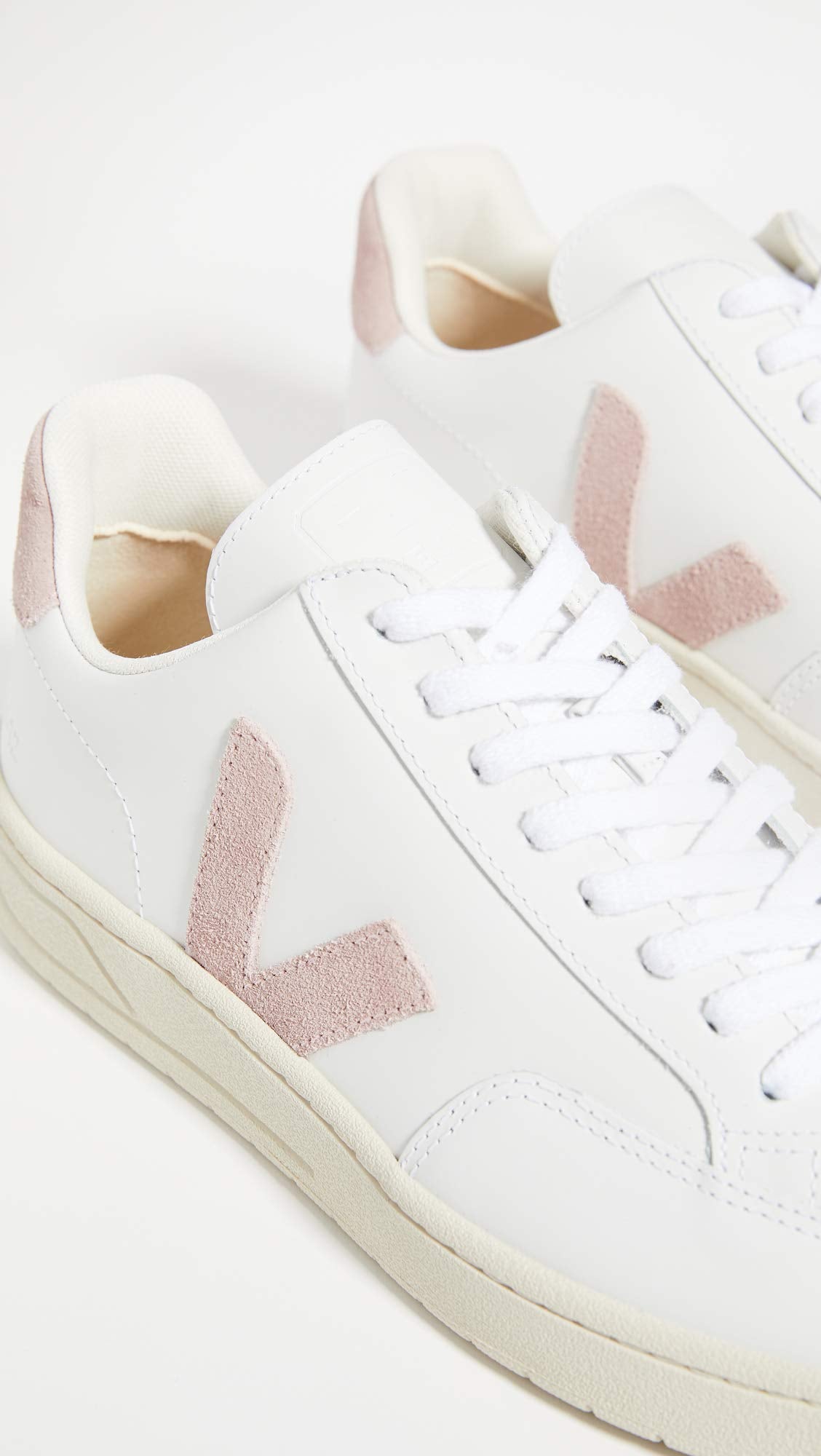 Veja Men's V-12 Sneakers, Extra White/Babe, 8 Medium US
