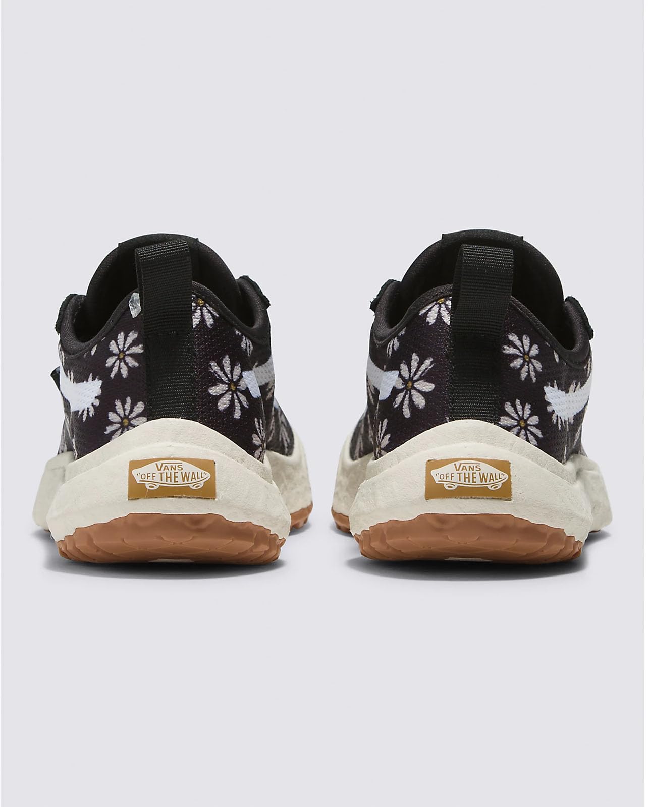 Vans - Kids Ultrarange Vr3 Shoes, Color Black/White, Size: 2.5 M US Little Kid