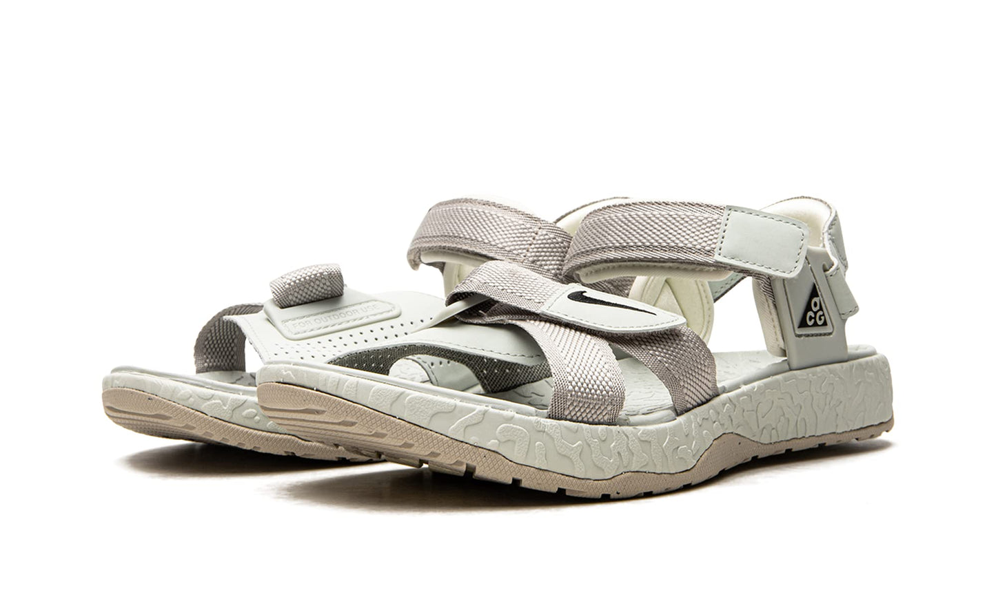 Cream Nike ACG Air Deschutz Sandals