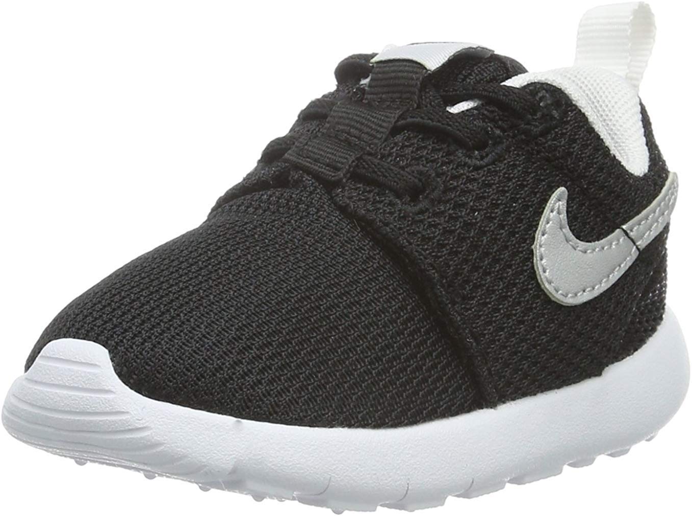 Nike Kids Boy's Roshe One (Little Kid) Black/White/White/Metallic Silver 2.5 Little Kid M