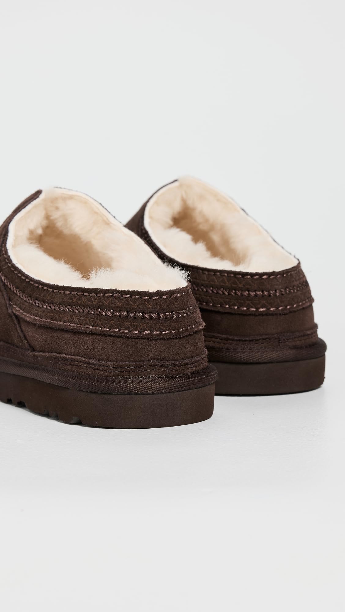 UGG Men's Neuman Slipper, Dusted Cocoa/Natural, 8