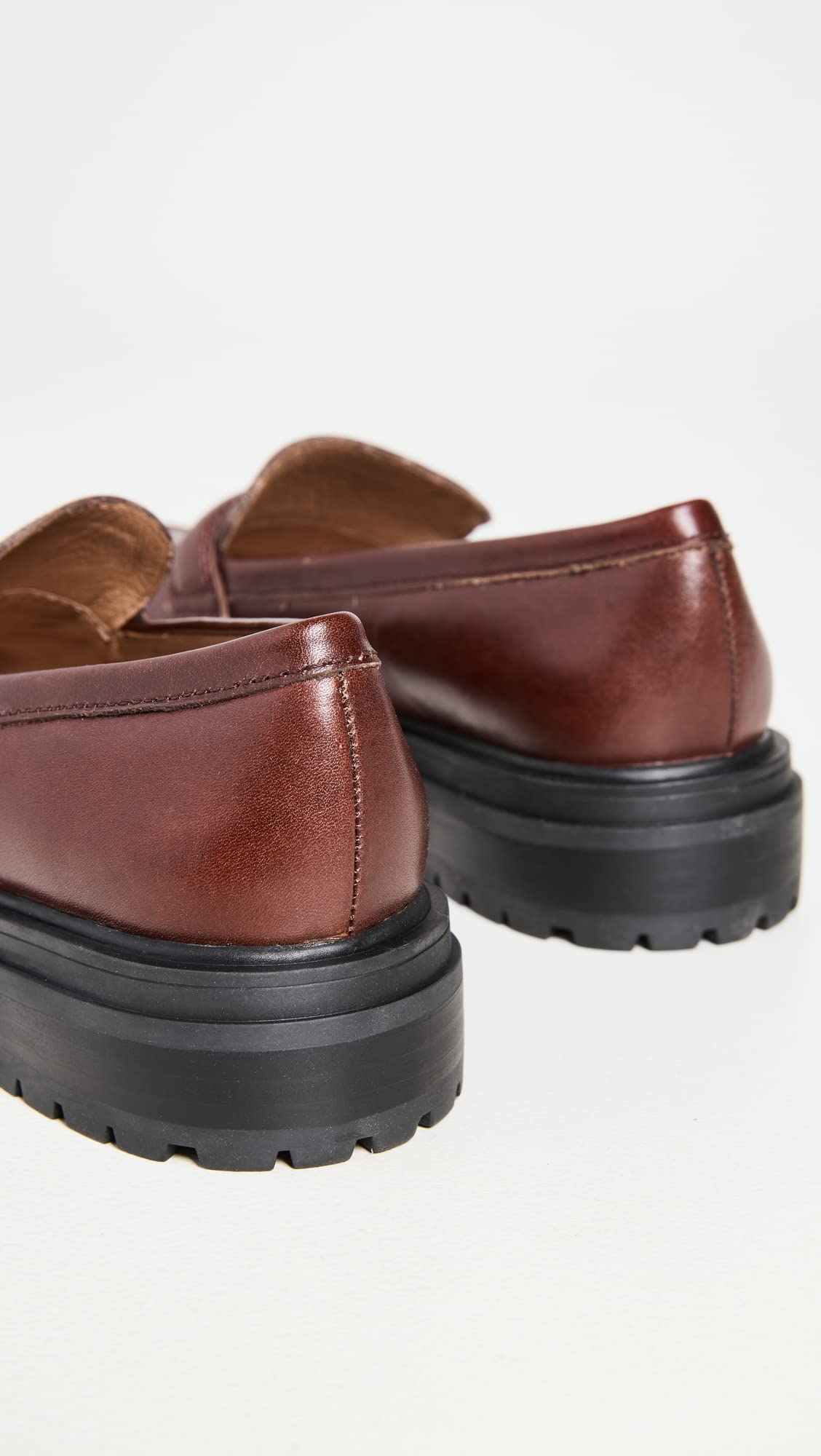 Madewell The Bradley Lugsole Loafer in Leather - Slip on Style with Slight Heel, Comfortable and, Trendy Loafers Cherry Wood 5.5 M