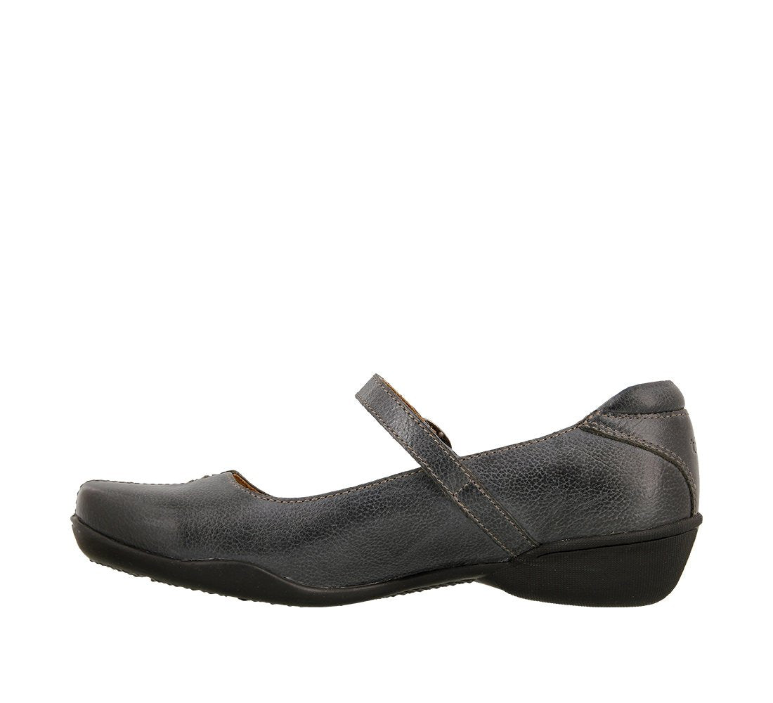 New Taos Women's Ta Dah Mary Jane Navy 9