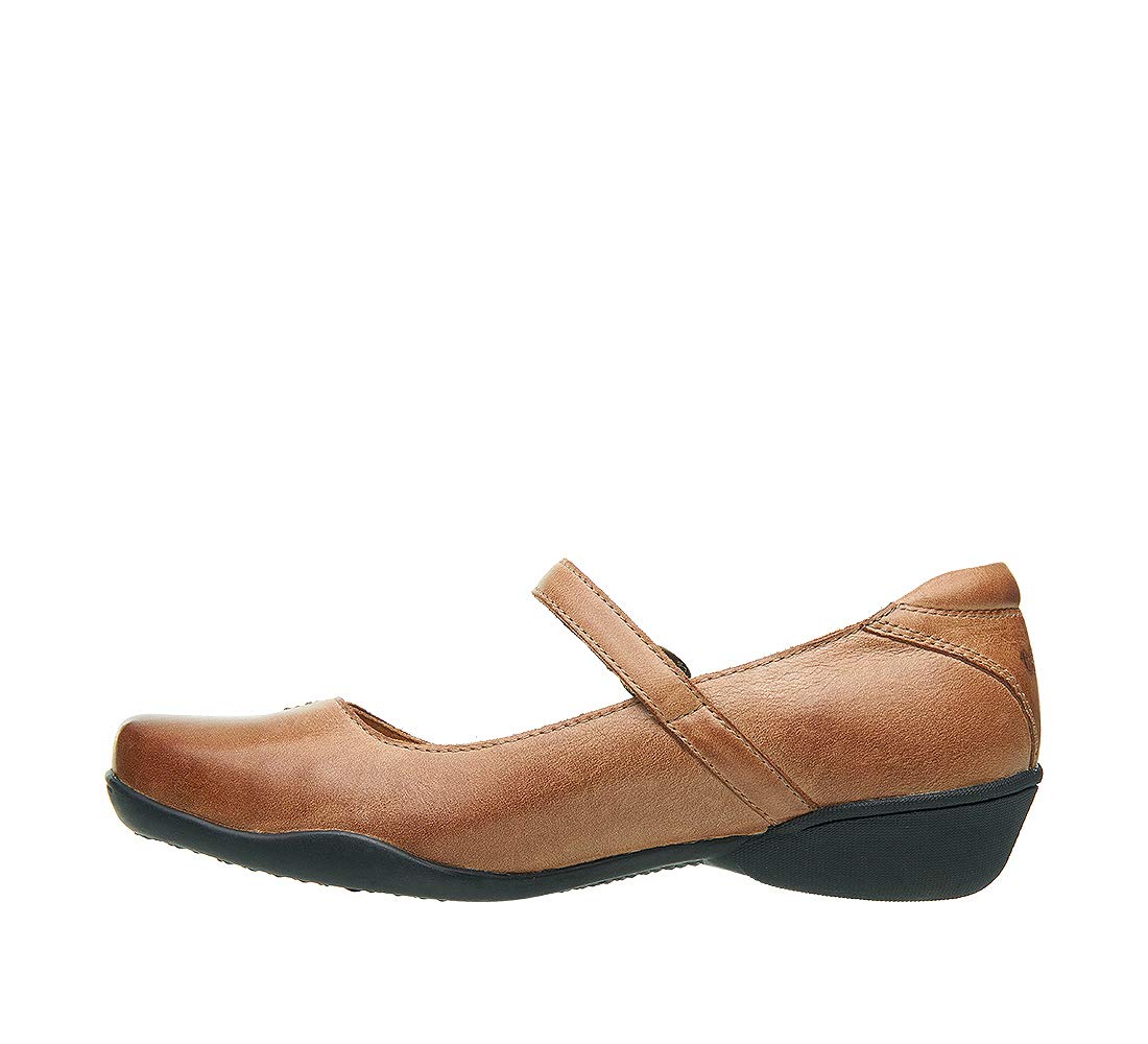New Taos Women's Ta Dah Mary Jane Tan 7