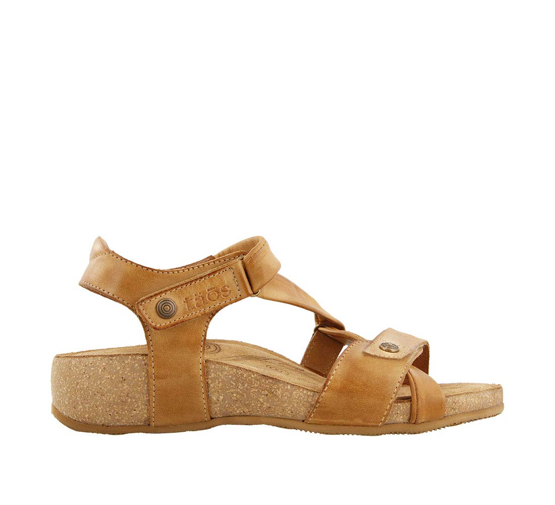 Taos Footwear Women's Universe Camel Sandal 9-9.5 W US