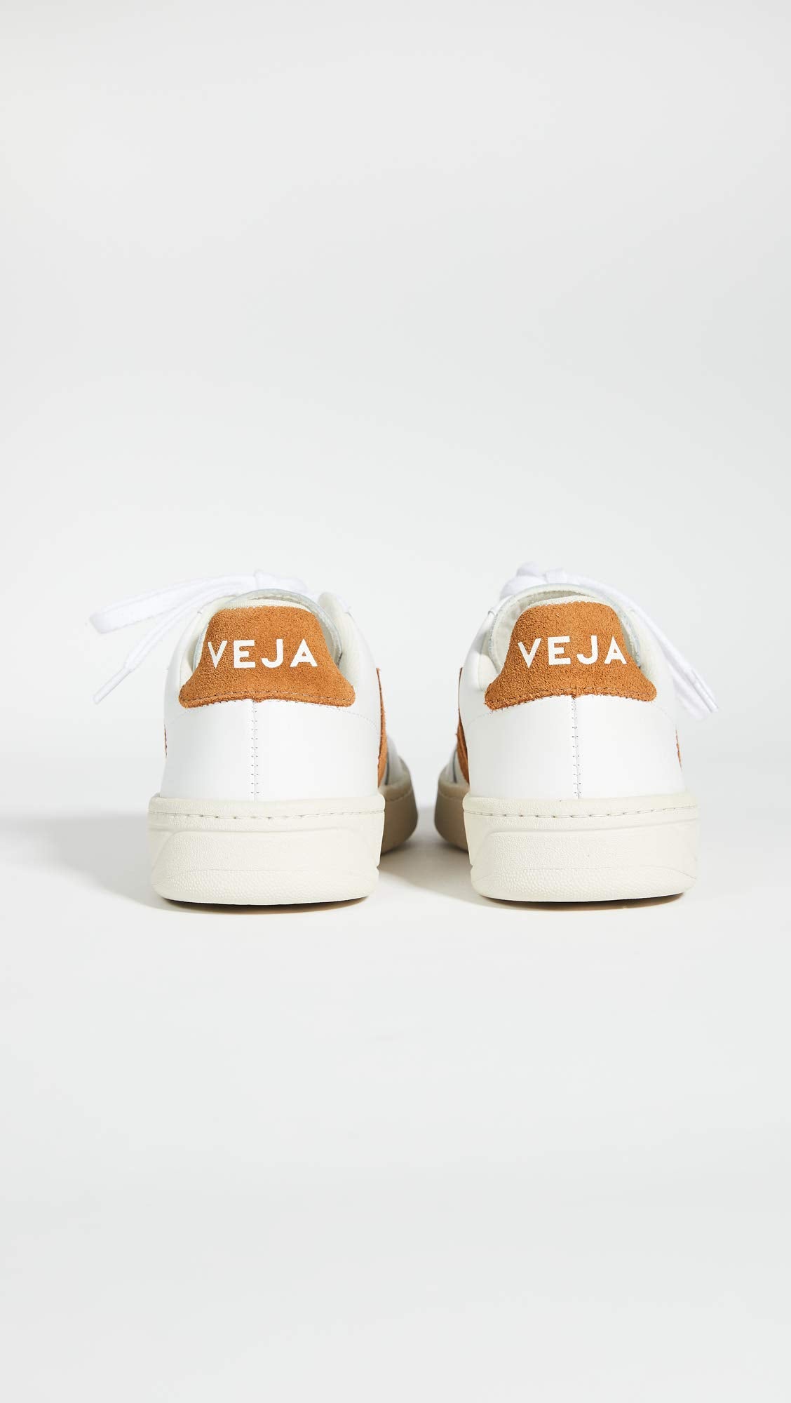 VEJA Women's V-12 Sneaker, Extra White/Camel, 10