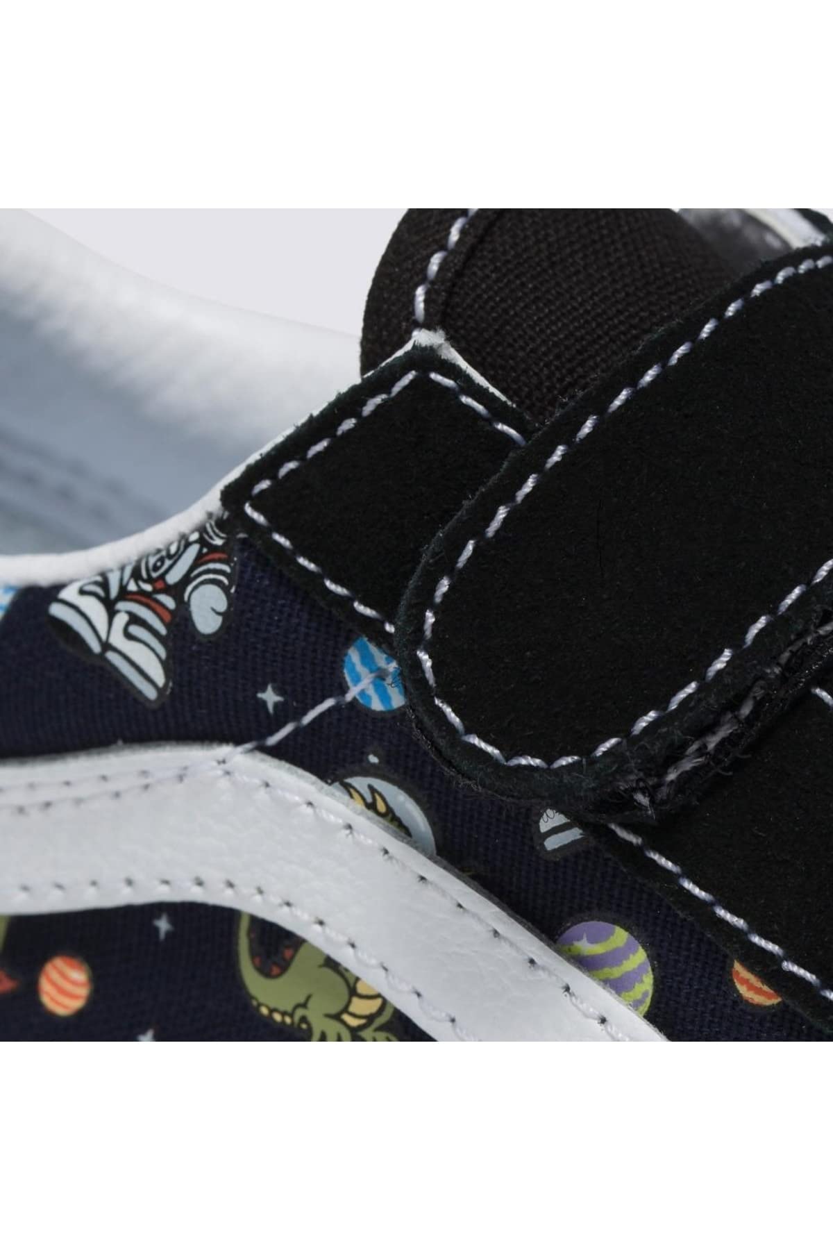 Vans Boy's Modern Sports Shoes, Y61 Glow Cosmic Zoo Black Blue, 14 Little Kid