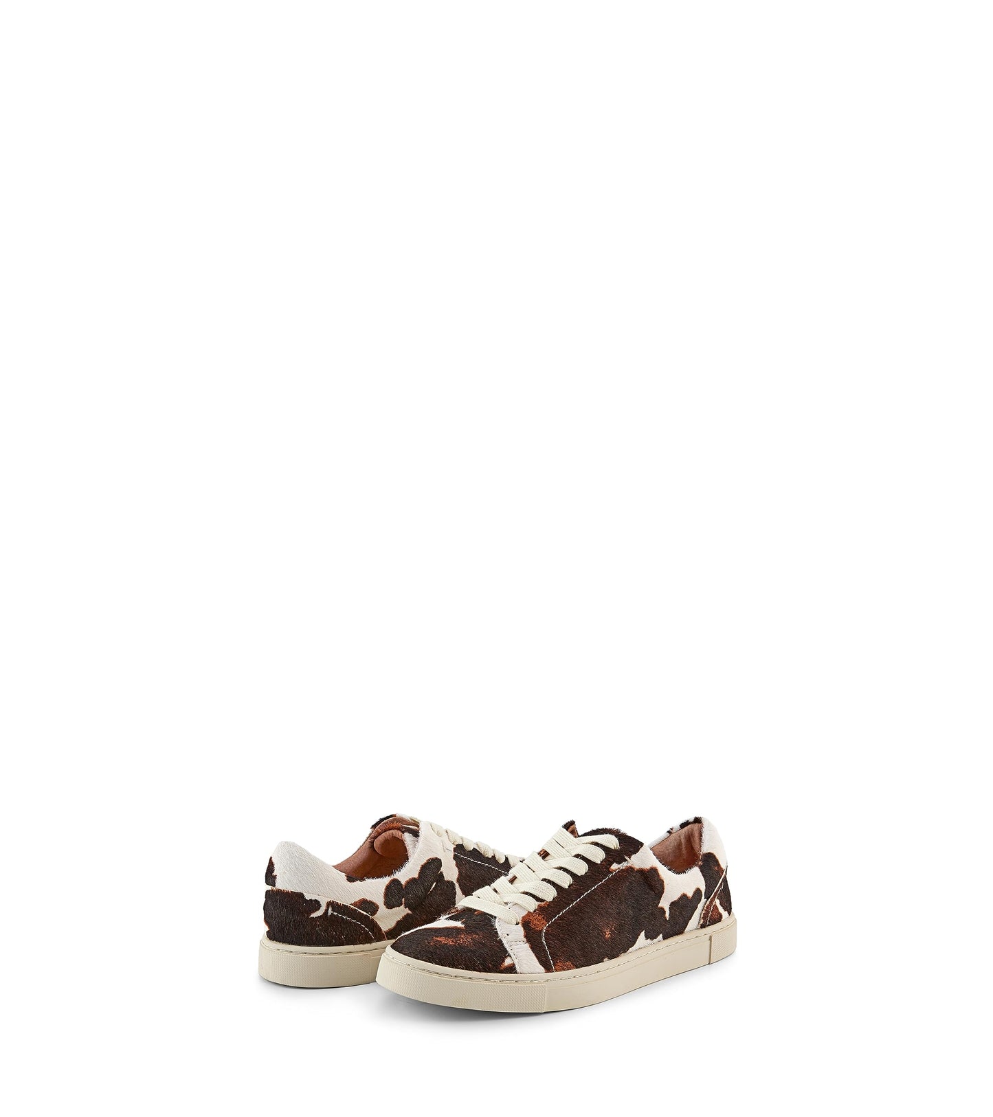 Frye Ivy Low Lace Sneakers for Women Crafted from Soft, Vintage Italian Leather with Removable Molded Footbed, Leather Lining, and Contrast White Rubber Outsoles, Black/Brown - 5.5M