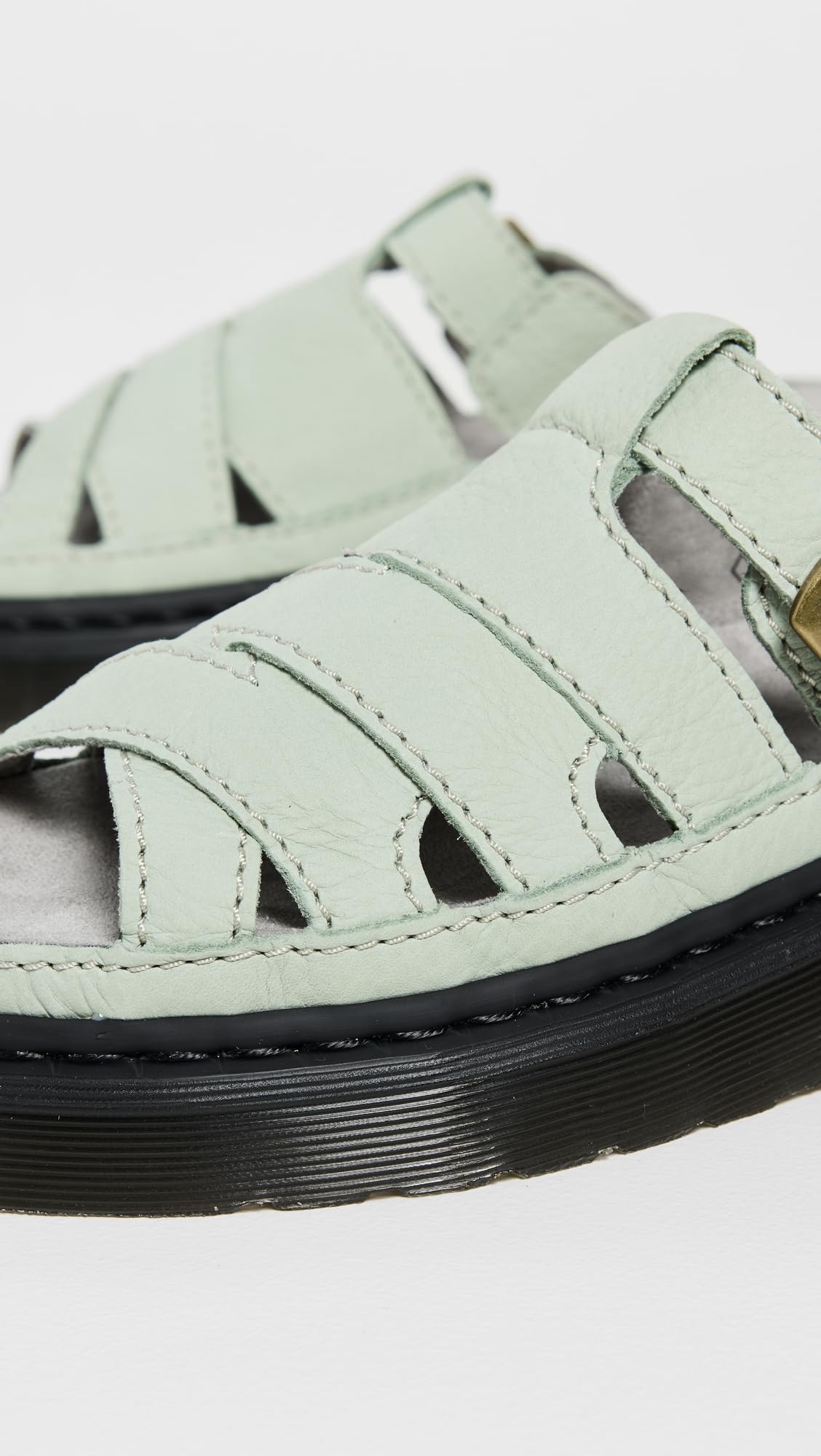 Dr. Martens Unisex Maxxy Sage Green UK 6 (US Men's 7, US Women's 8) Medium