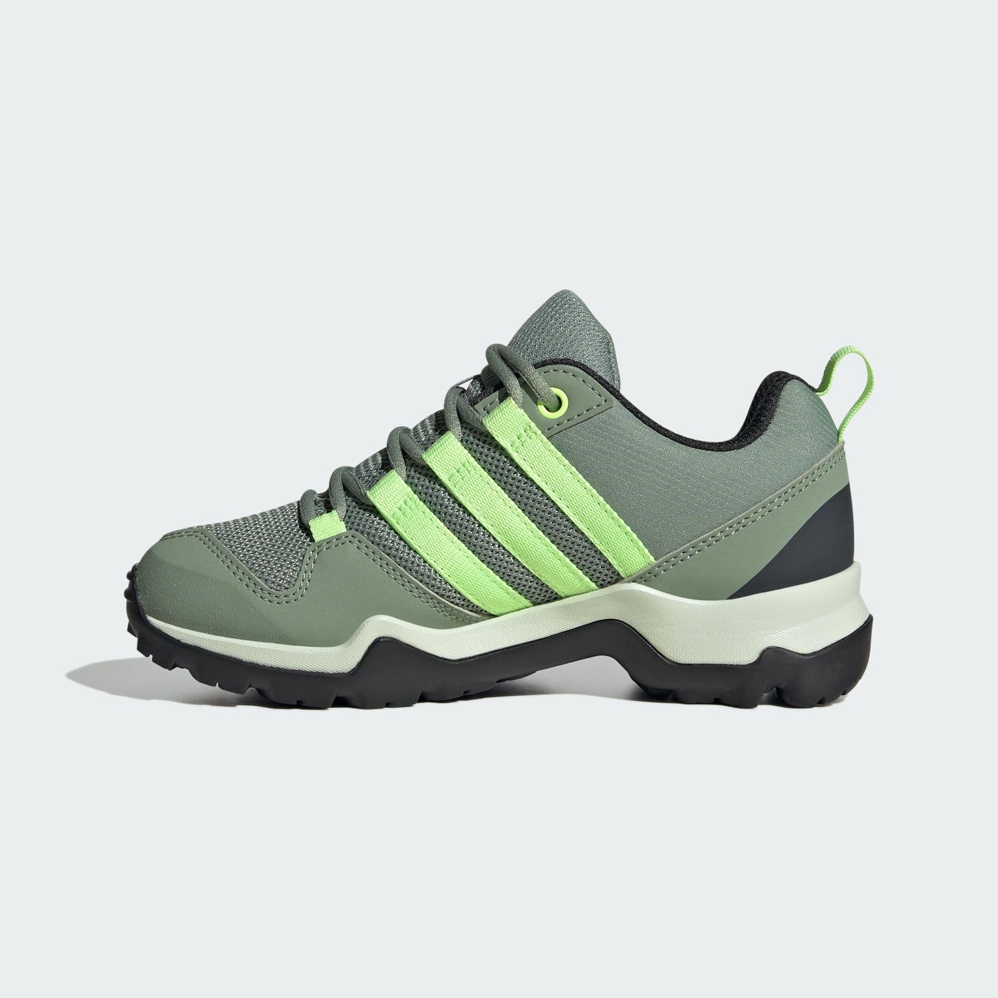 adidas Terrex AX2R (Little Kid/Big Kid) Silver Green/Green Spark/Crystal Jade 4 Big Kid M
