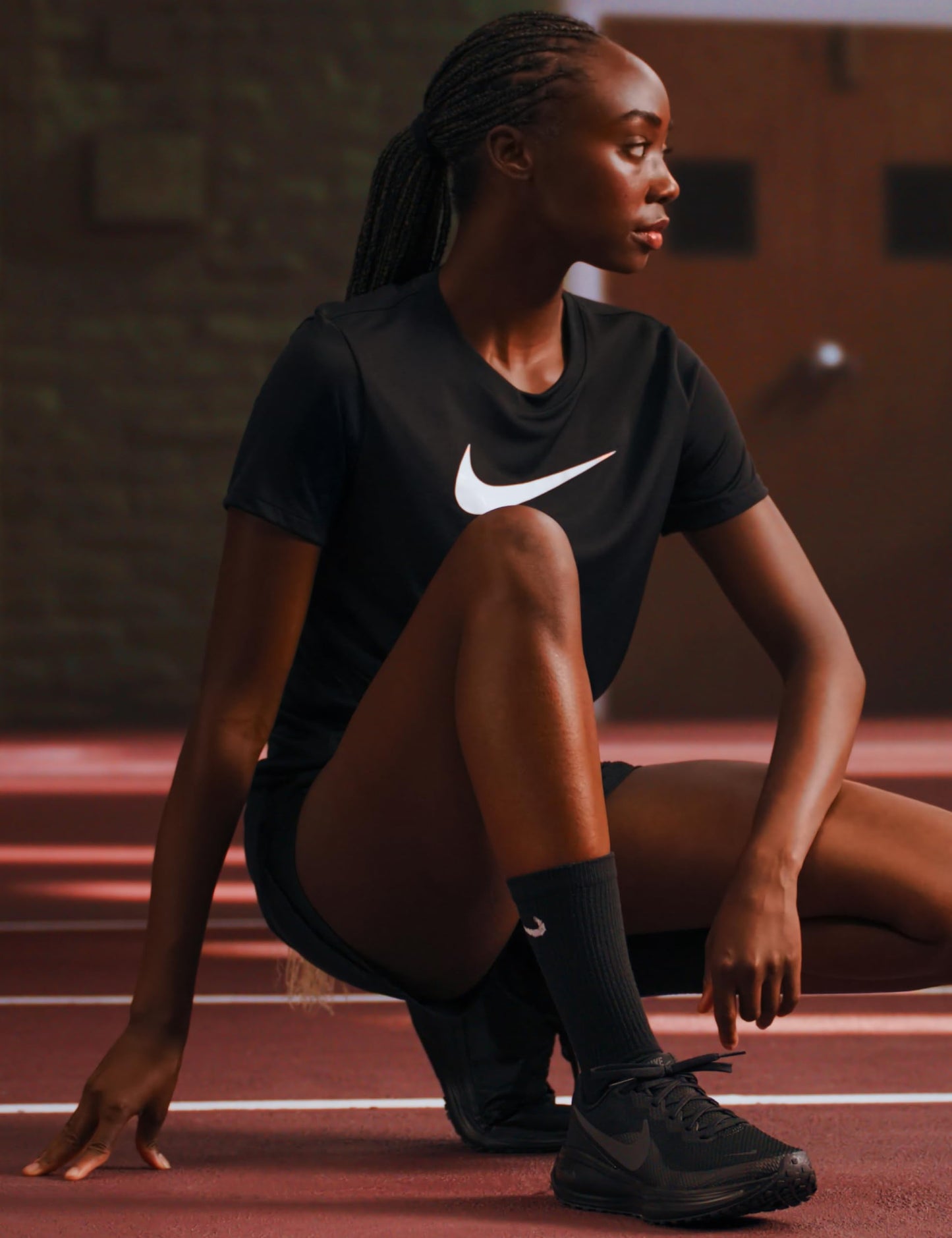 Nike Women's Revolution 8 Road Running Shoes, Black/Anthracite, 5.5