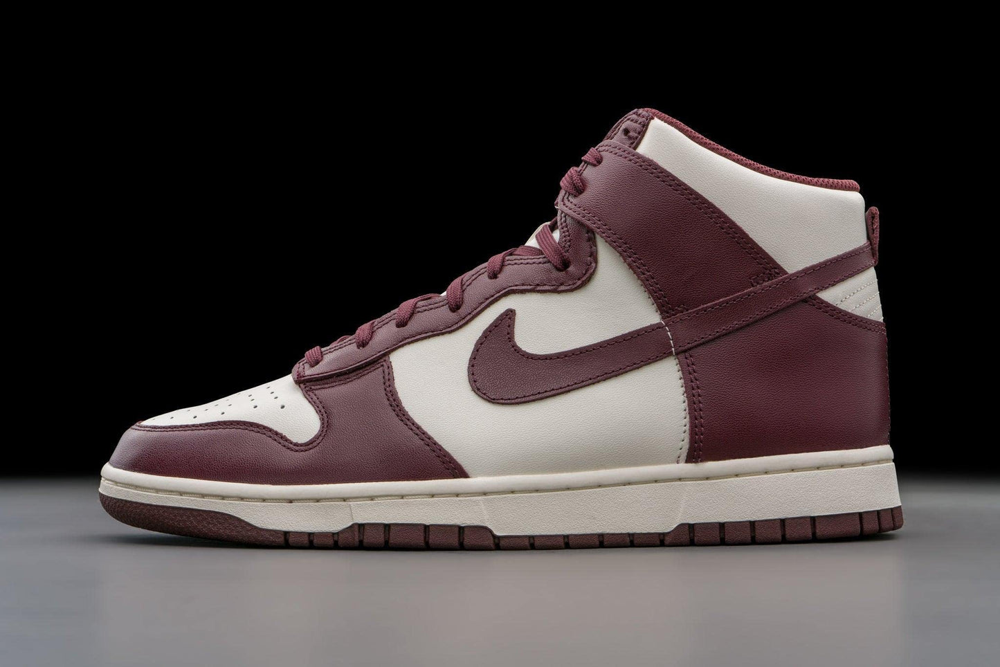 Nike Mens Dunk High DD1869 601 Burgundy Crush - Size 6.5