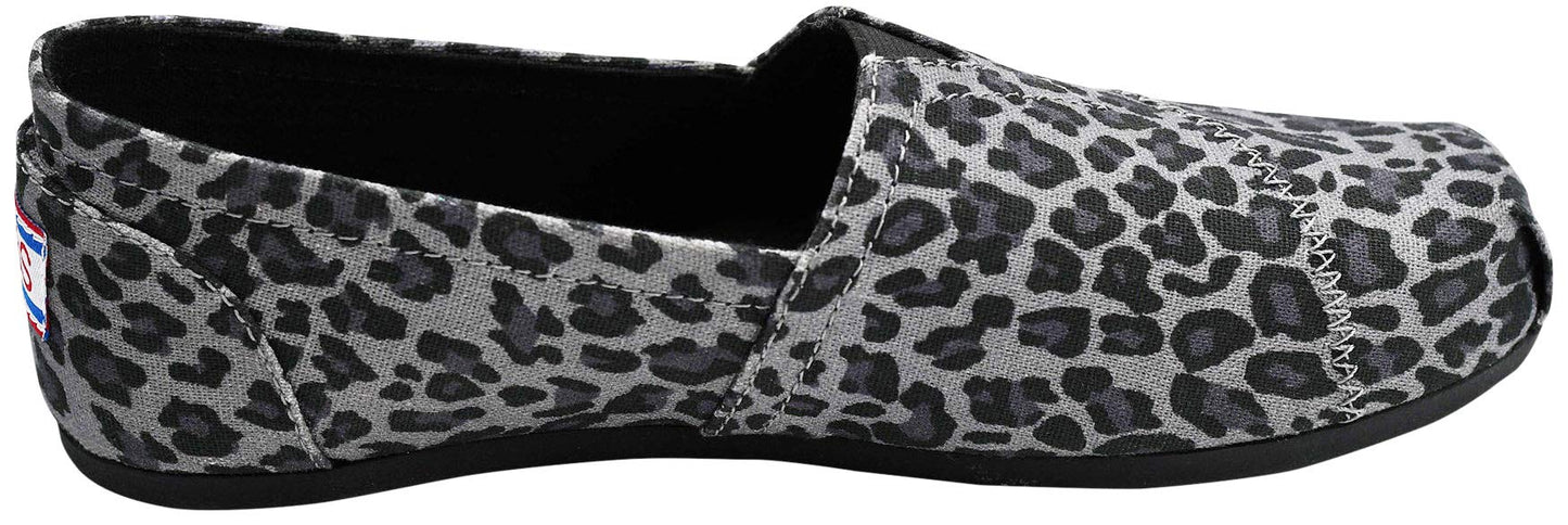 Skechers BOBS Women's Plush-Hot Spotted Black/Charcoal Slip-On 6 M US