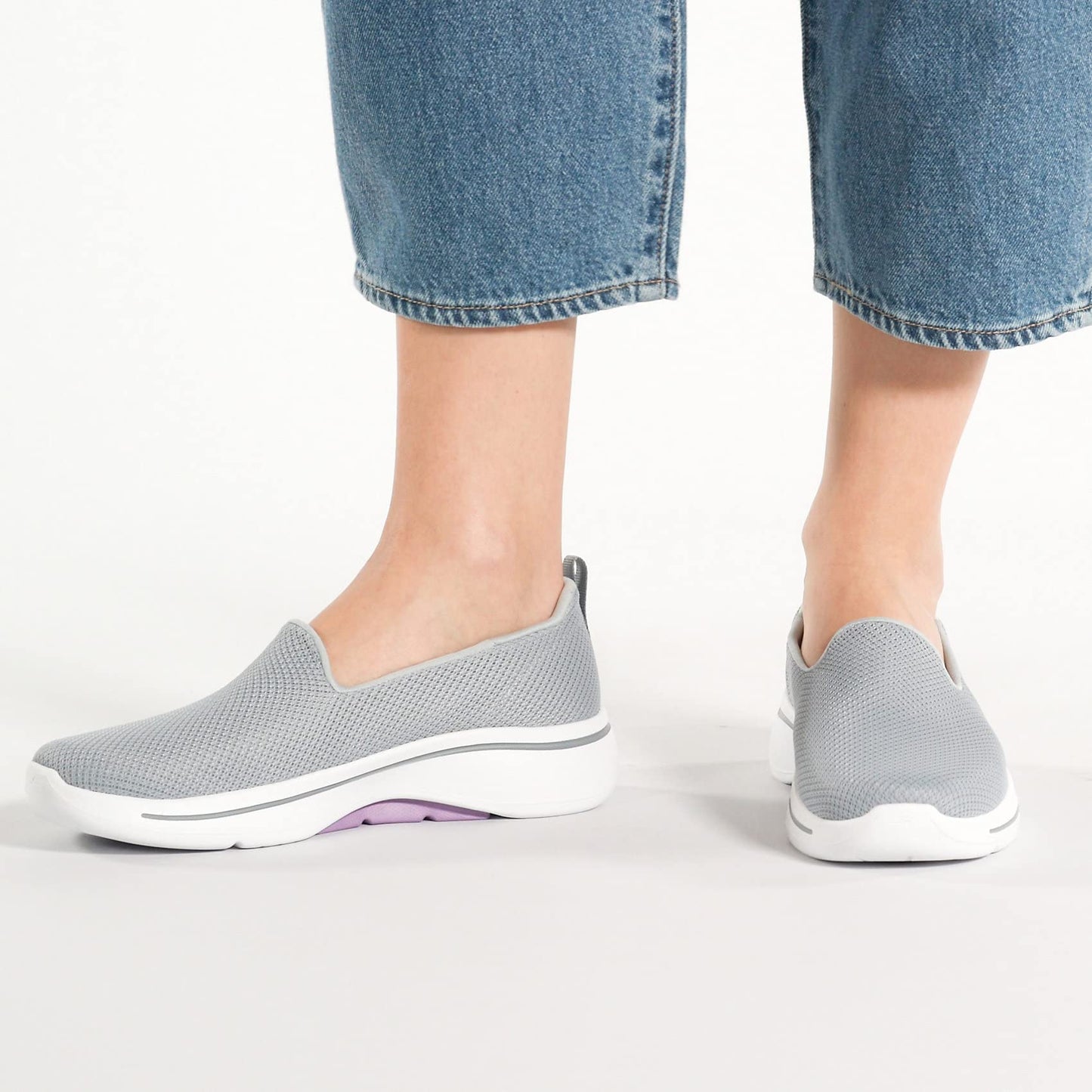 Skechers Women's Go Walk Arch Fit - Grateful, Gray/Lavender, 10