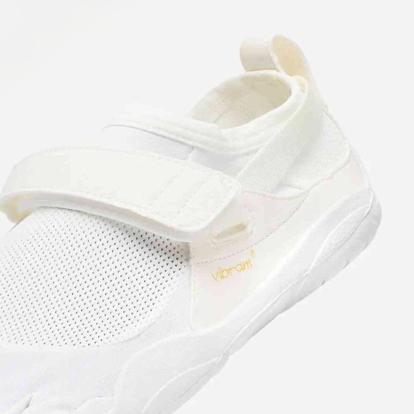 Vibram Men's FiveFingers KSO | Barefoot Cross-Training Shoe with XS Trek Outsole & Breathable Mesh, Vintage White, 39 EU / 7.5-8 US