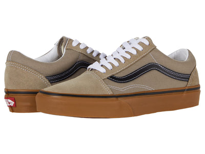 Vans Men's Old Skool Sneaker, (Gum) Timber Wolf/Black, Size 5.5
