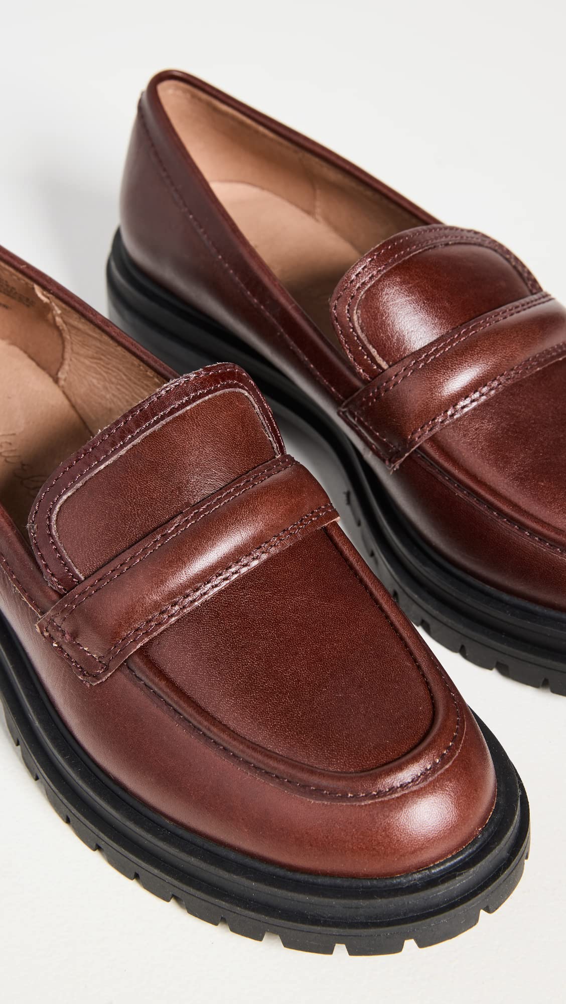 Madewell The Bradley Lugsole Loafer in Leather - Slip on Style with Slight Heel, Comfortable and, Trendy Loafers Cherry Wood 5.5 M