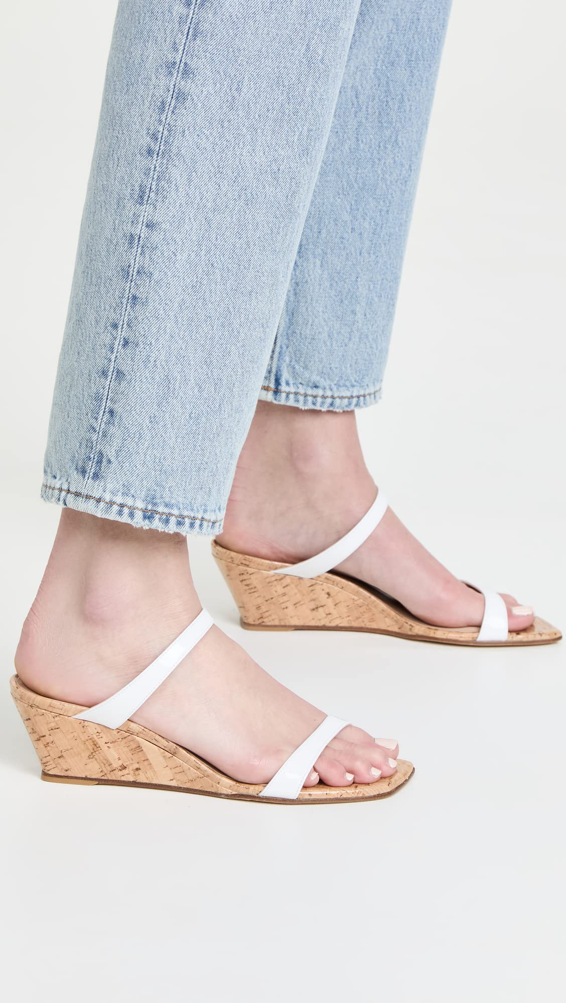 Stuart Weitzman Womens Aleena 50 Wedge White 7.5 M