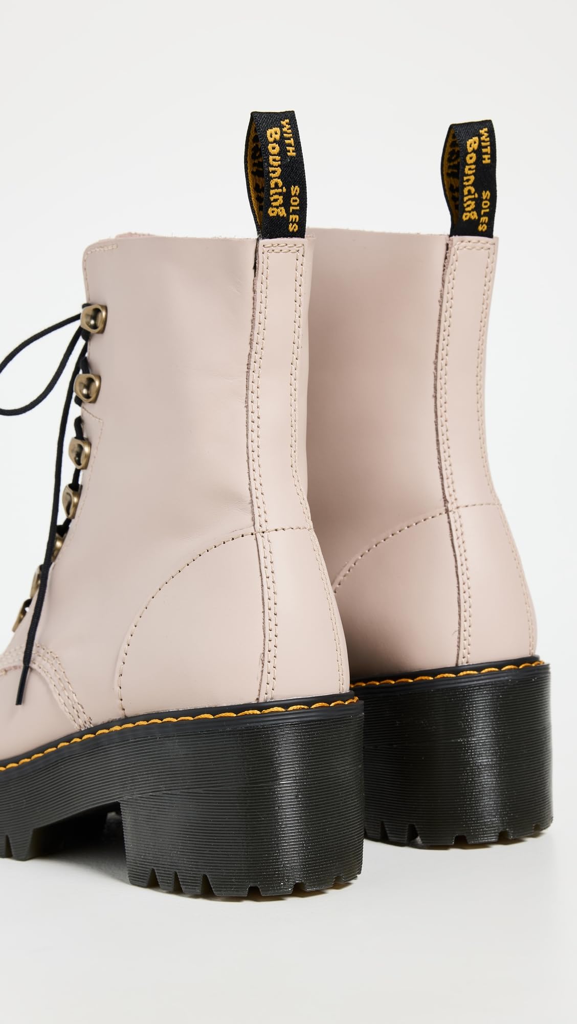 Dr. Martens Women's Leona Leather Heeled Boot, Vintage Taupe Sendal, 11