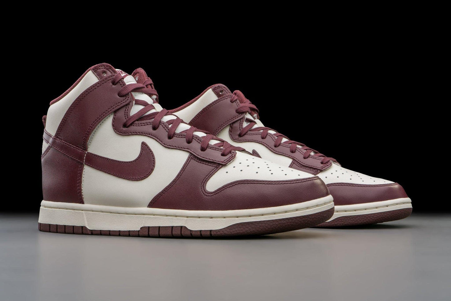 Nike Mens Dunk High DD1869 601 Burgundy Crush - Size 6.5