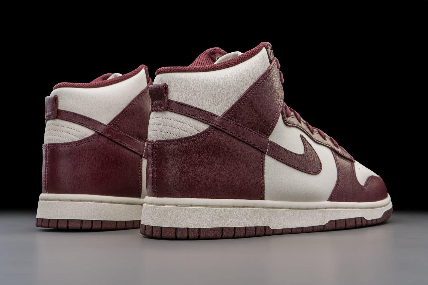 Nike Mens Dunk High DD1869 601 Burgundy Crush - Size 6.5
