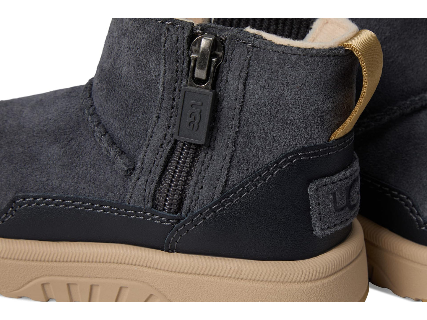 UGG Kids' T Hamdi Sneaker, Obsidian, 2