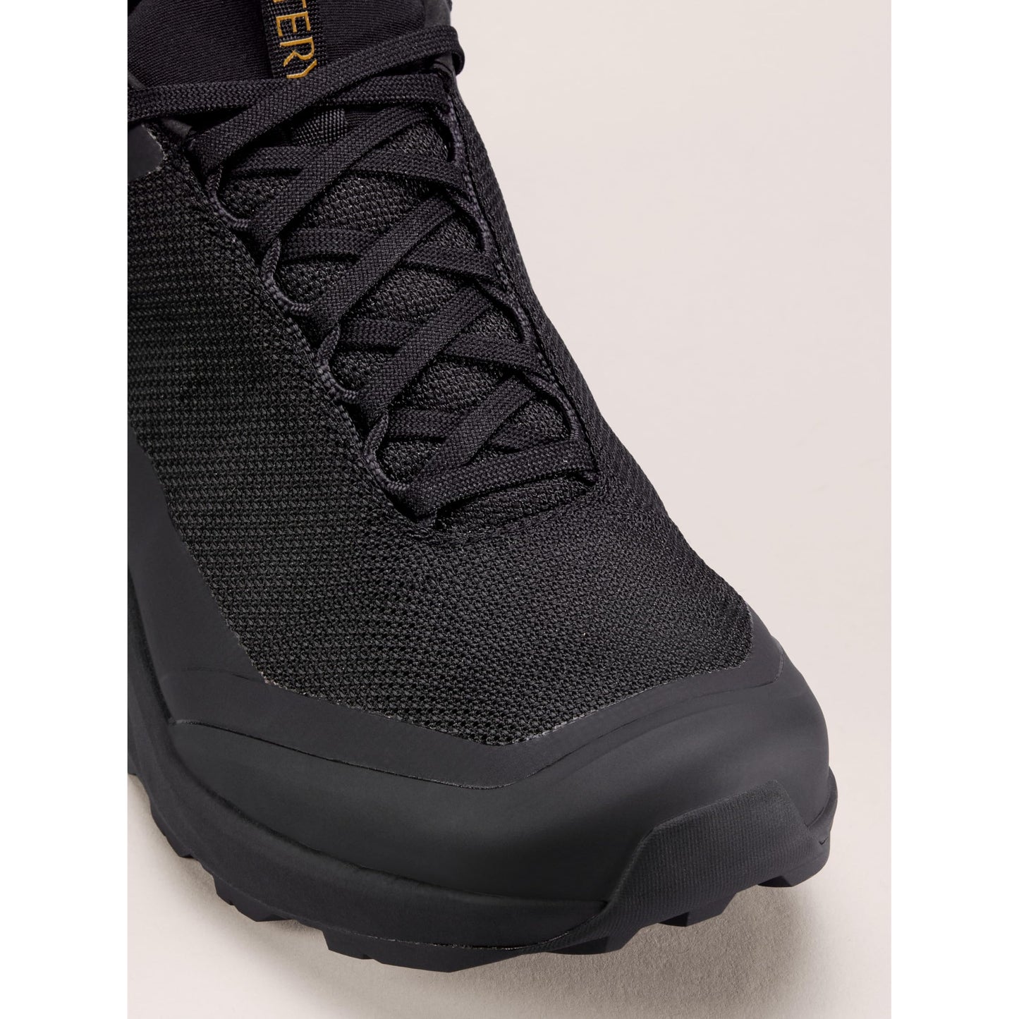 Arc'teryx Aerios GTX Shoe Women's | Fast and Light Gore-Tex Hiking Shoe | Black/Black, 6.5