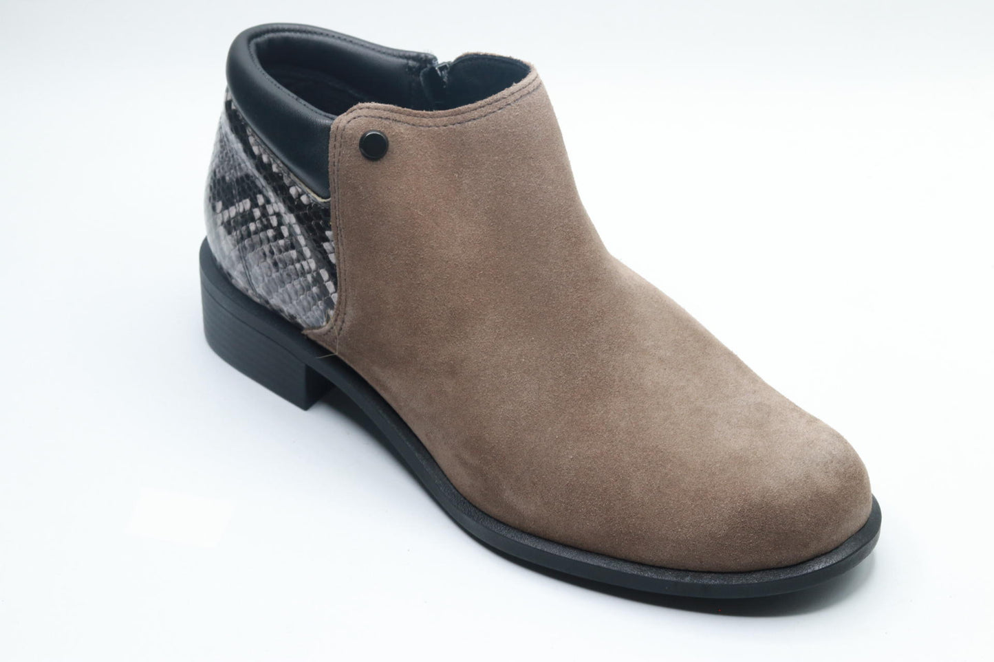 SAS Bethany Side Zip Ankle Bootie Tumbleweed 8.5 W - Wide (C)