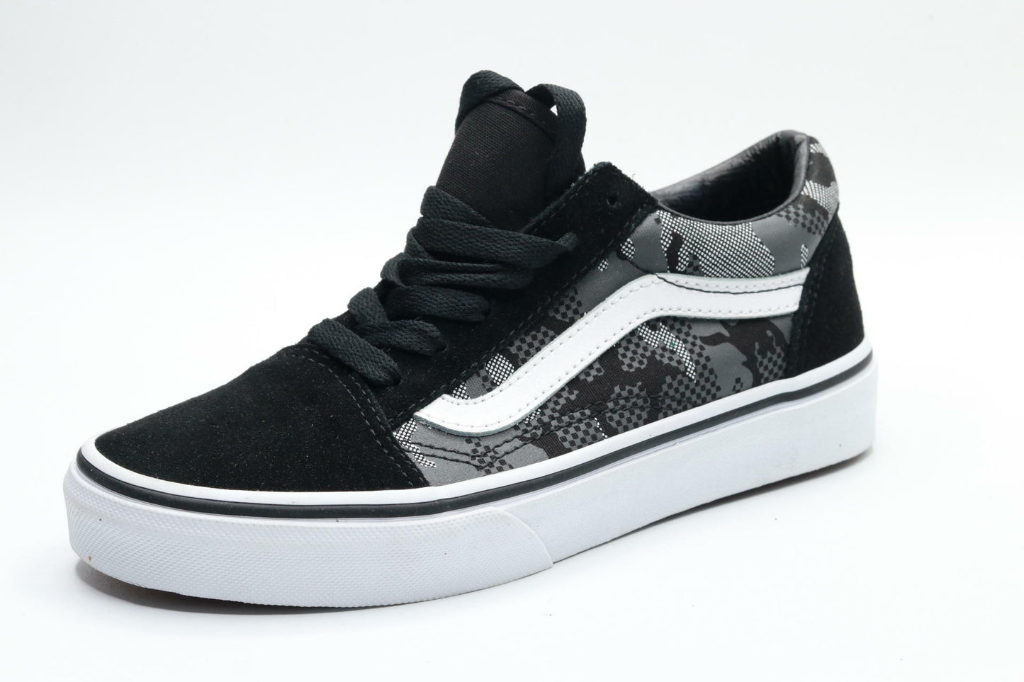 Vans Boys Old Skool Pattern Camo Skate  Sneaker Black/True White 4 Y BIG KID