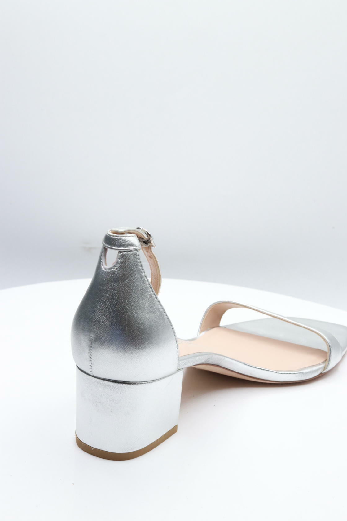 Stuart Weitzman Simple II Sandal in Silver, Size 8