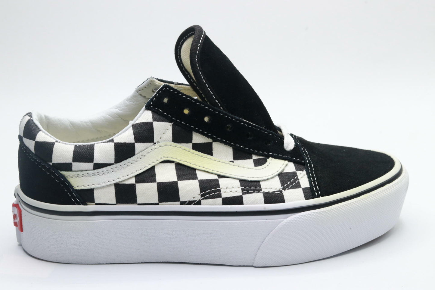 Womens 5.5 Old Skool Checkerboard Platform Trainers Black/True White