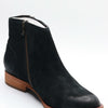 KORK-EASE Riley Black Distressed 7.5 M