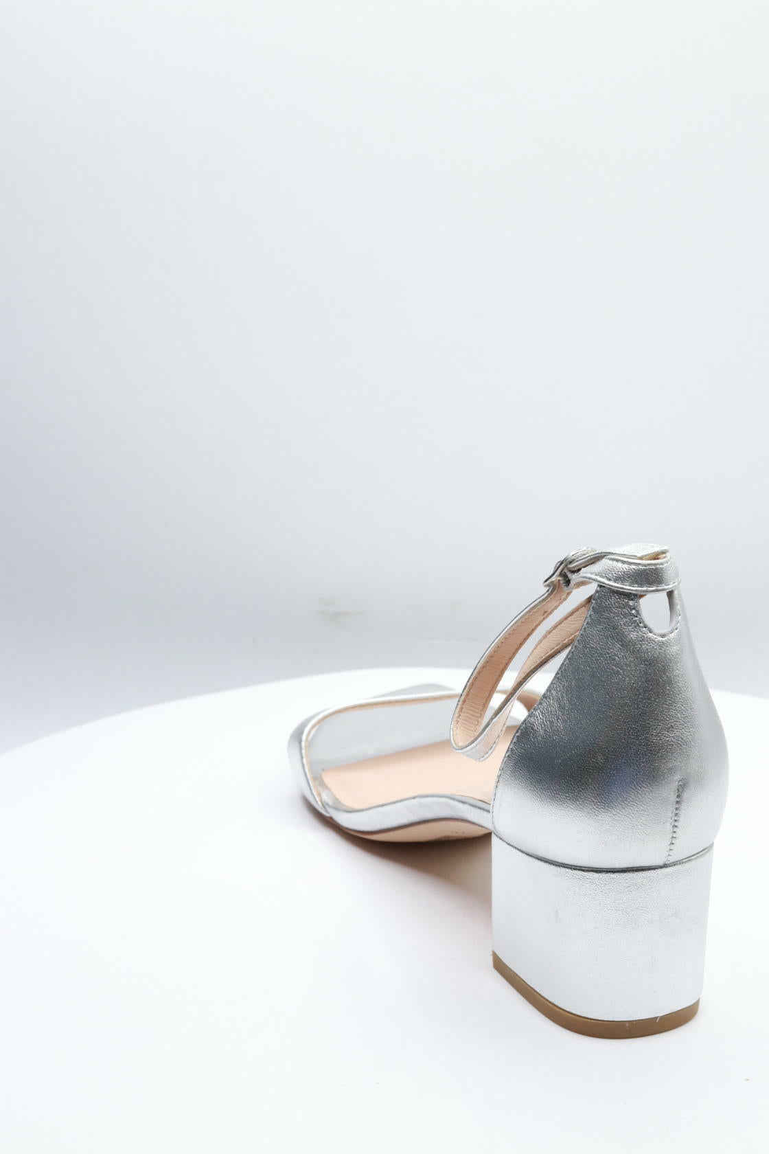 Stuart Weitzman Simple II Sandal in Silver, Size 8