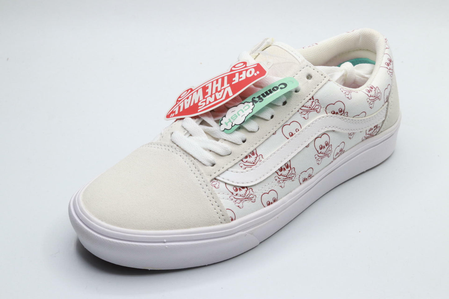 Vans Comfycush Old Skool (Coldhearted) True White/True White Men's 7, Women's 8.5 Medium