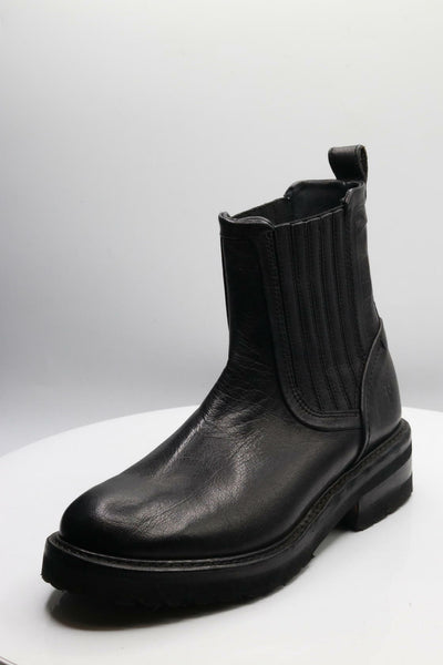Vagabond Shoemakers Kenova Leather Chelsea Boot Black EU 39 (US Women's 9) M