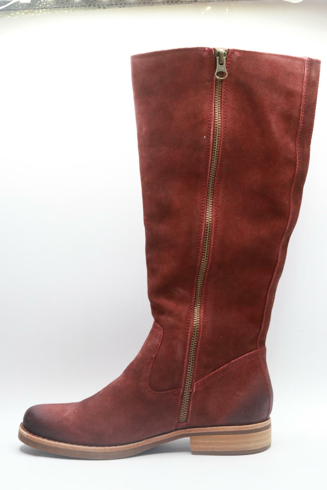 KORK-EASE Sydney Dark Red (Brick) 6.5 M