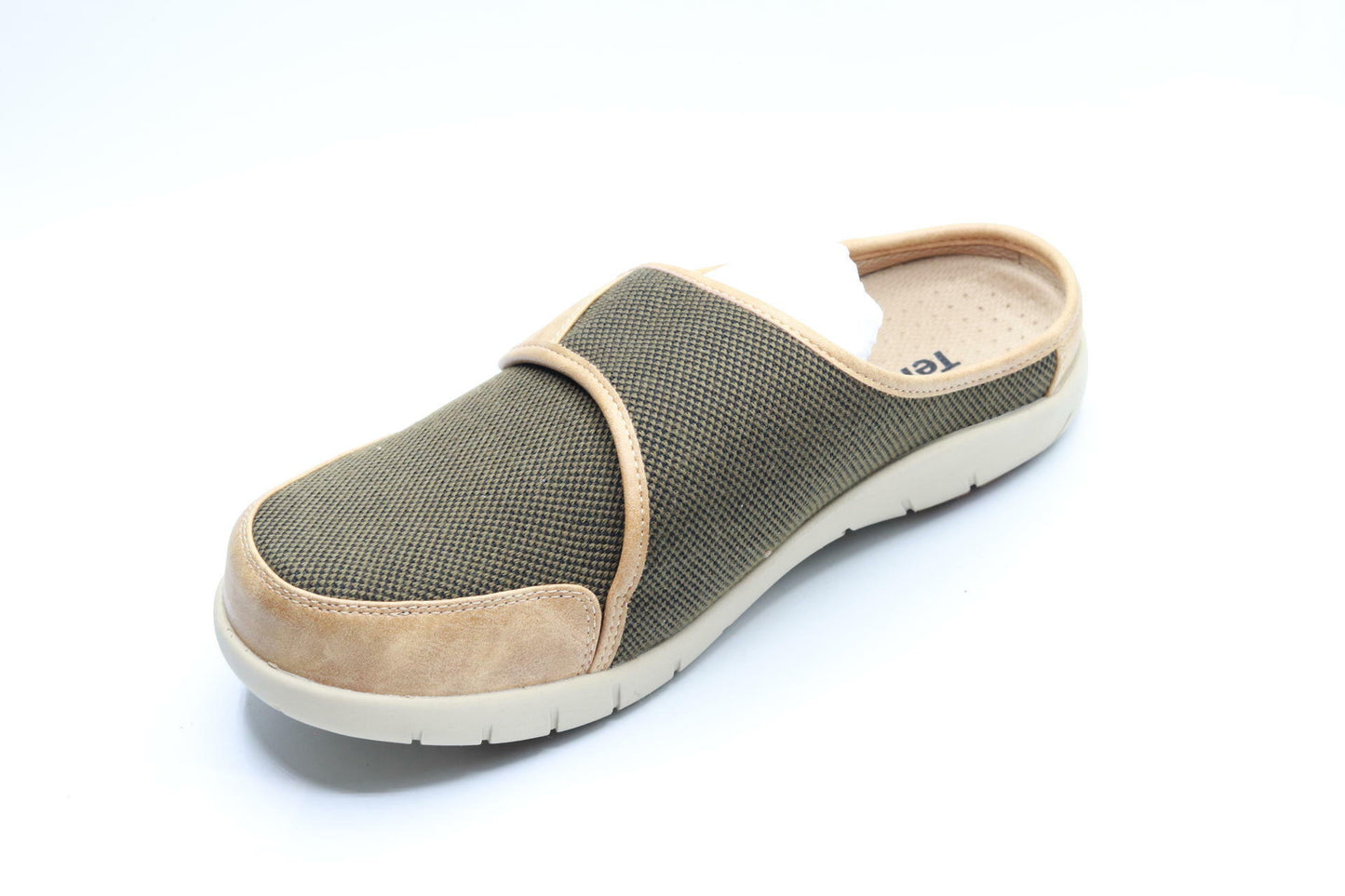 TemHot Men's Diabetic Slippers, Extra Wide with Adjustable Strap, Breathable Wide Width Indoor/Outdoor Slip-Ons for Swollen Feet - Brown, 8