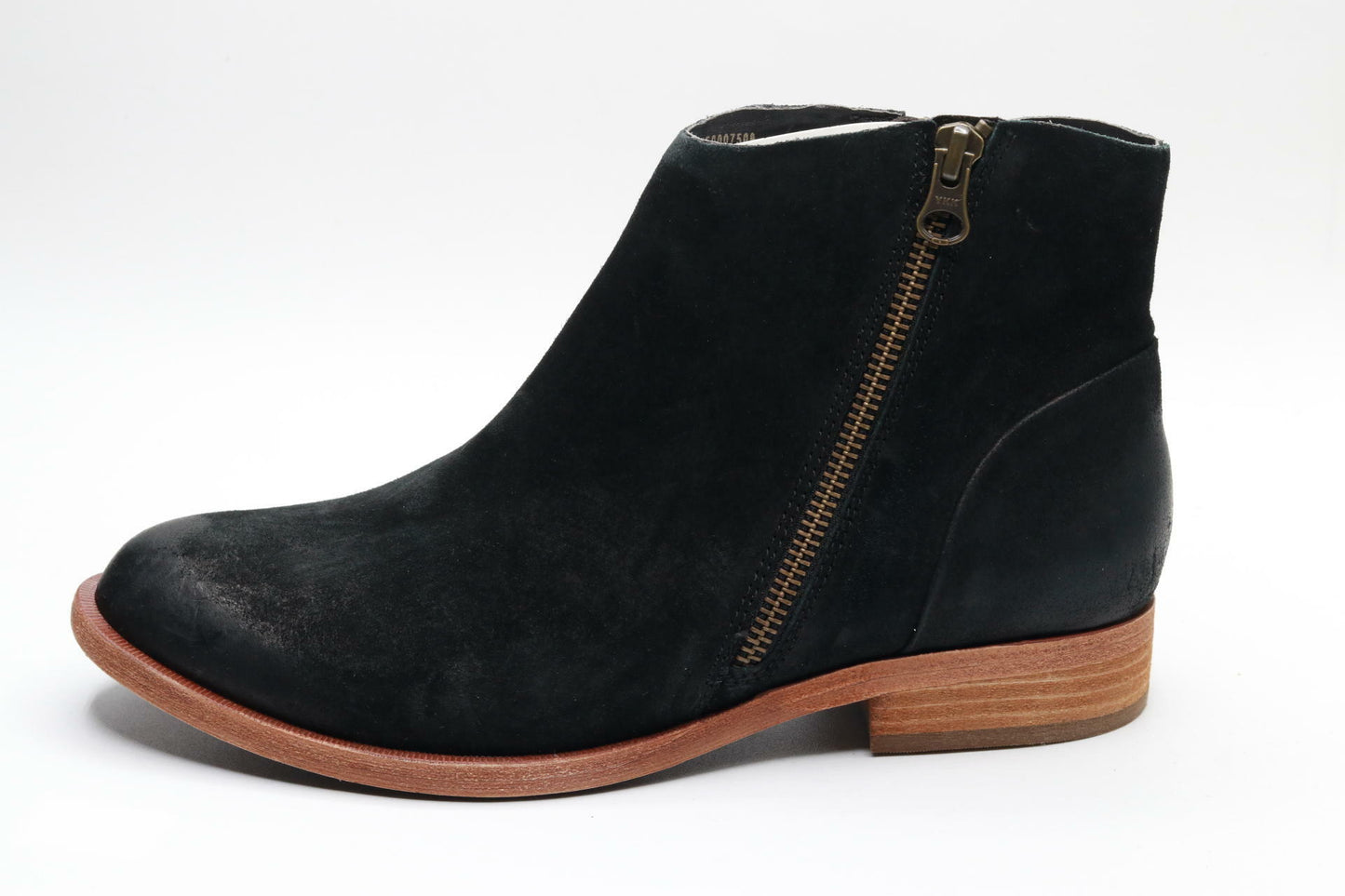 KORK-EASE Riley Black Distressed 7.5 M