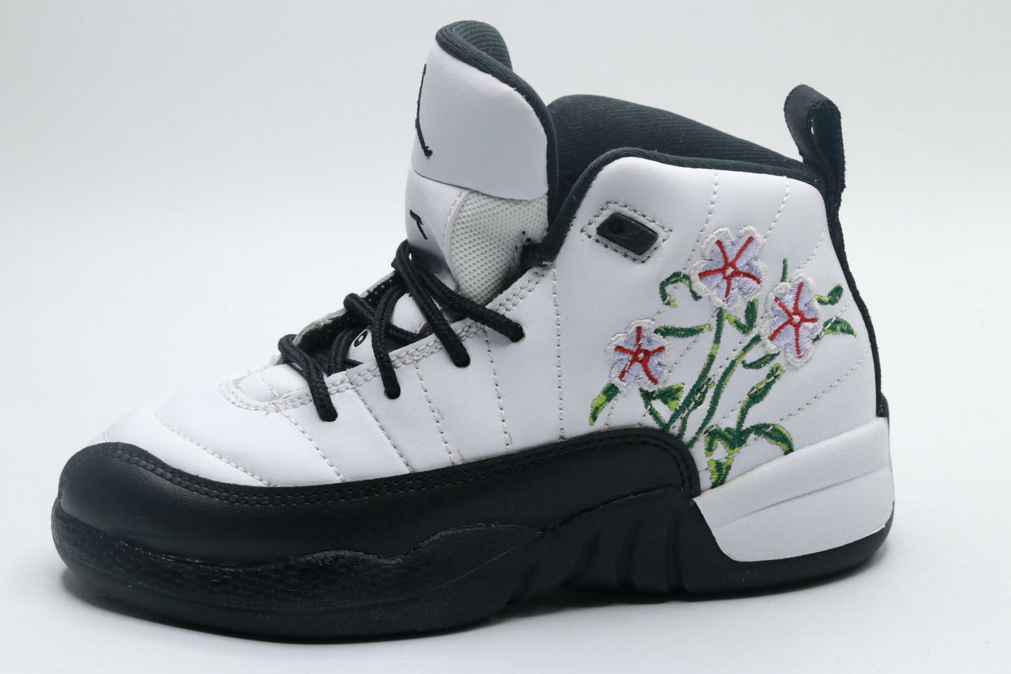 Jordan 12 Retro White/Black/Green/Lavender Mist 12C  Little Kid M