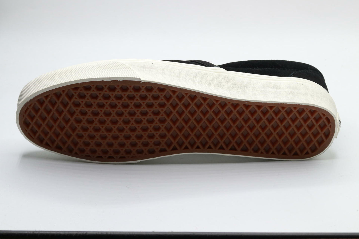 Vans Classic Slip-On™ Cozy Hug Black Men's 10.5, Women's 12 Medium