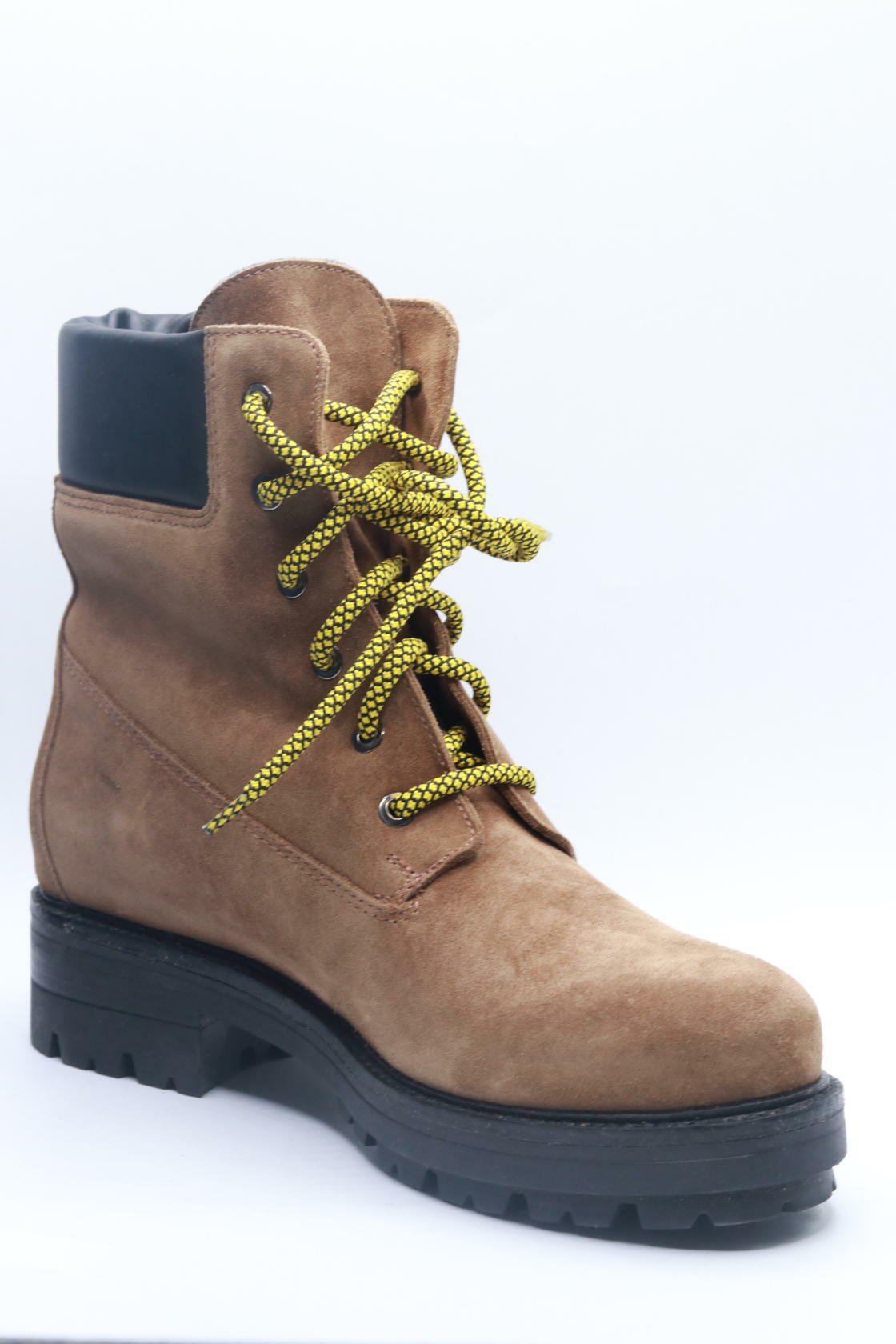 La Canadienne Celena Walnut Oiled Suede 9 M (B)